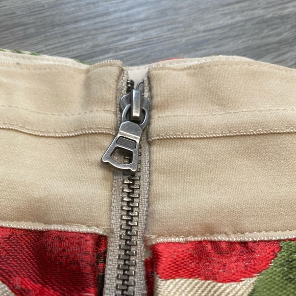 Alice + Olivia 🌺🌺🌺 Vintage Floral Mini Skirt Size 4 - Picture 2 of 8